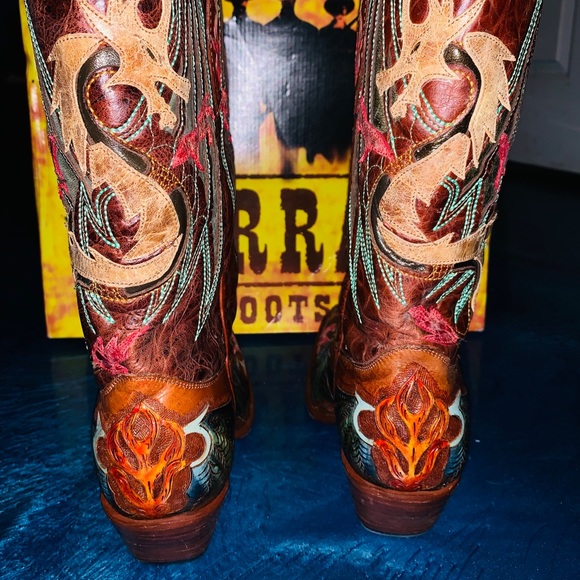 Corral Shoes - Corral dragon boots  cognac inlay size 9